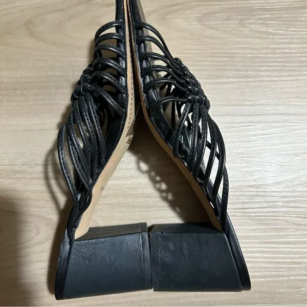 Dolce Vita Black Delana Woven‎ Leather Sandals 7.5 Block Heel - Image 5