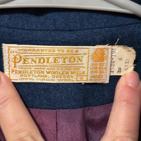 Pendleton vintage Navy 100% virgin wool made in the USA blazer size 6 - Image 3