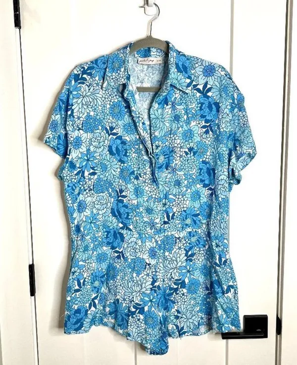 Petal and pup blue floral romper - Image 4