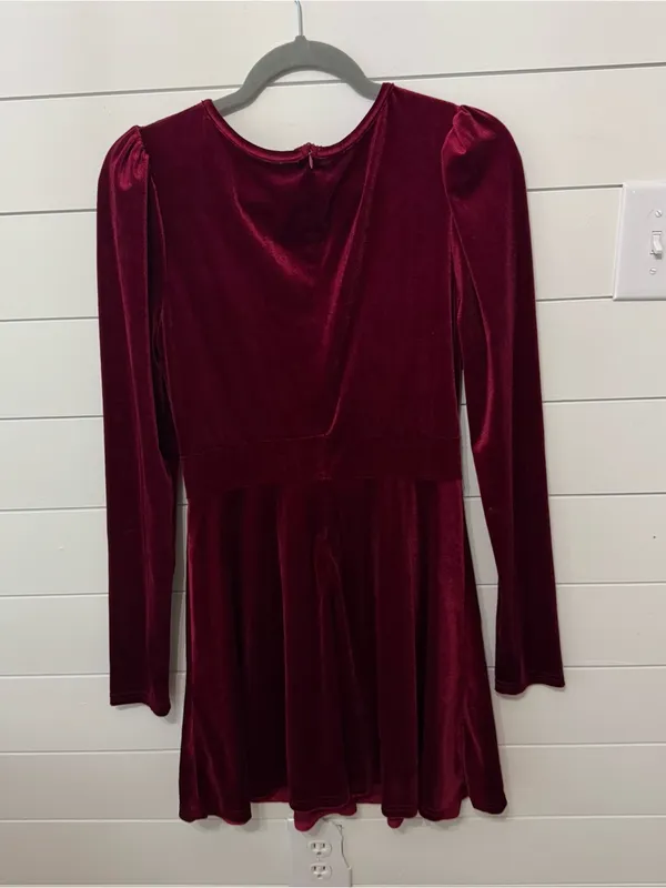 Shein long sleeve mini dress - Image 3