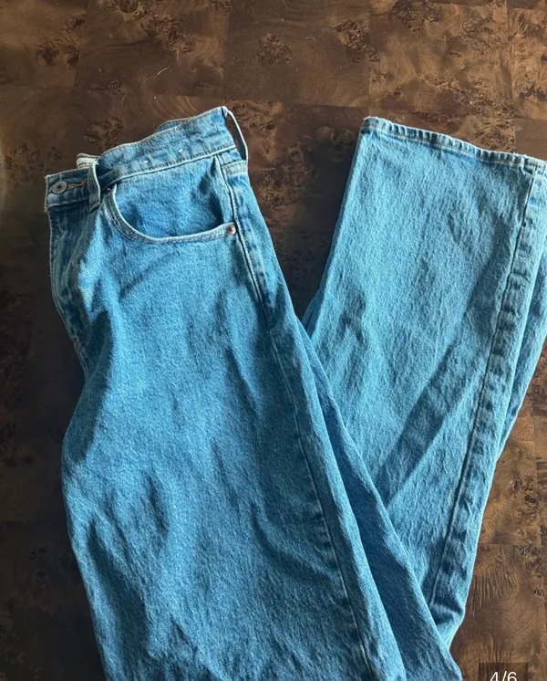 Abercrombie High-Rise Jeans 90s - Image 3
