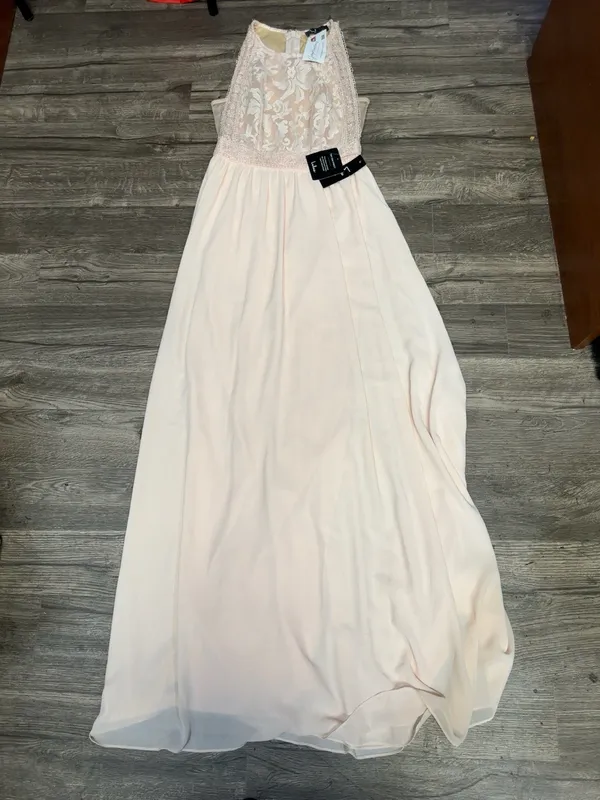 NWT Lulus Blush Pink Lace Chiffon Maxi Formal Dress Size S - Image 3