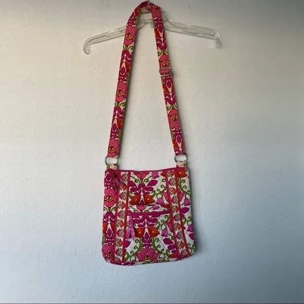 Vera Bradley Hipster Crossbody‎ in Lilli Bell/ Easter Tulips - Image 3