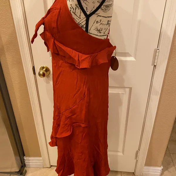 NWT Rust ESSUE Dress L w/ crossover back & lining - Image 4
