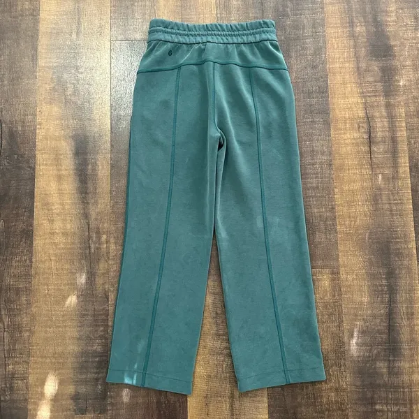 Lululemon Softstreme High-Rise Straight-Leg Cropped Pant Size 2 - Image 5