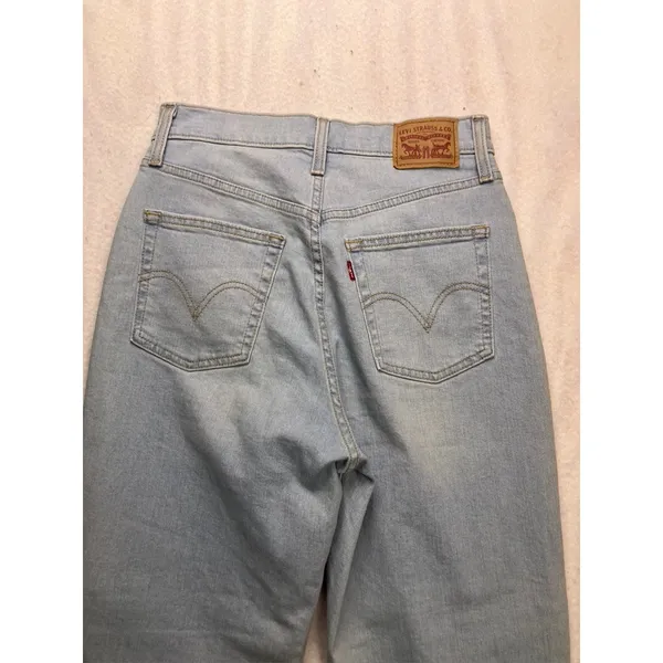 Levi's High Waisted Taper Jeans Women 28 Light Blue‎ Stretch Denim Classic - Image 9
