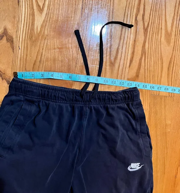 Nike Shorts-medium - Image 5