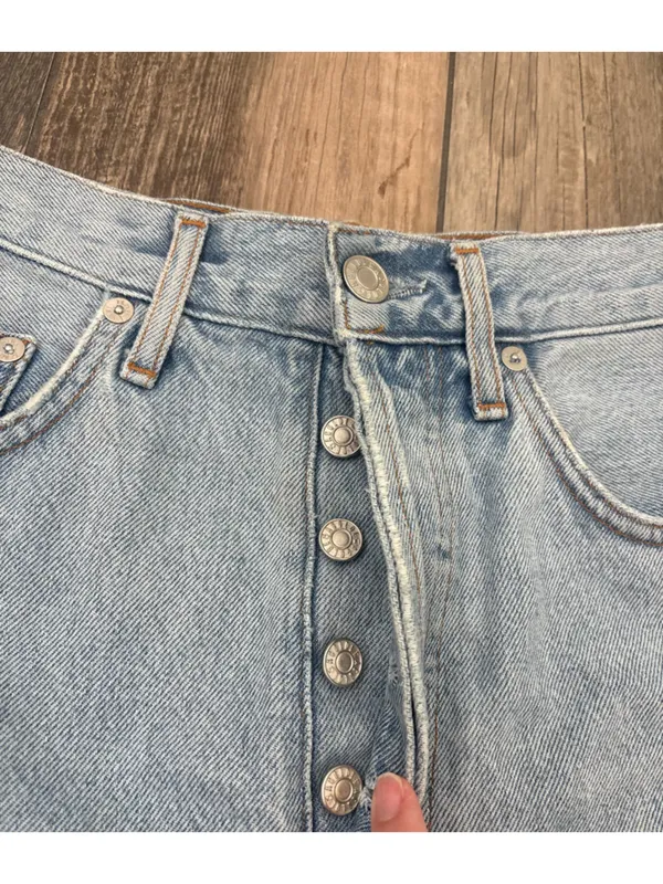 AGOLDE denim jean shorts light wash - Image 2
