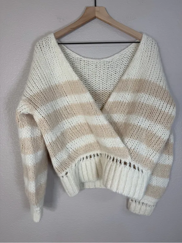Sezane Lysandre Knit Jumper Sweater in Ecru Camel size Medium $198 - Image 9
