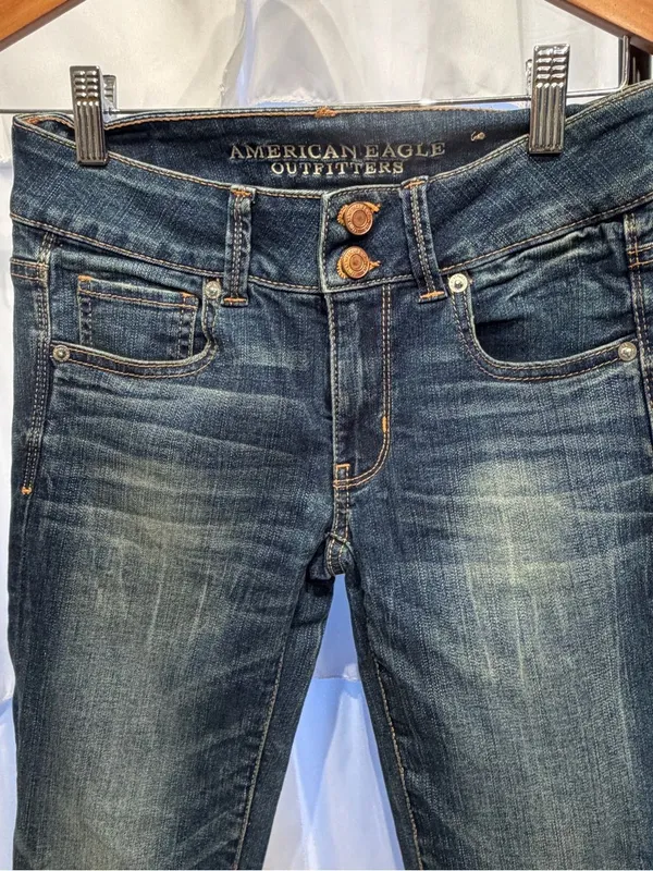 American Eagle Outfitters Juniors Dark Blue Cropped Slim Straight Jeans Size 0 - Image 4