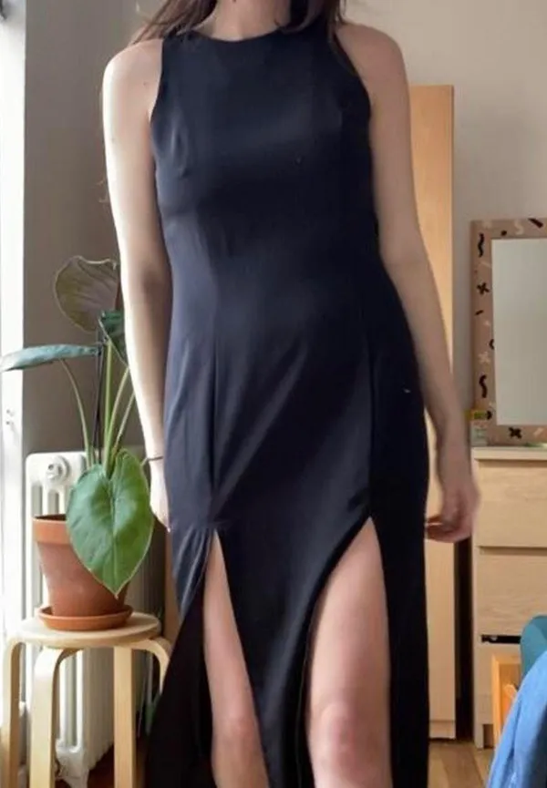 Vintage black midi dress with high slits 🖤 - Image 2