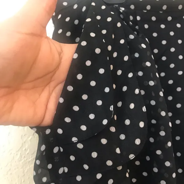 CNY Polka Dot shorts SZ L - Image 4