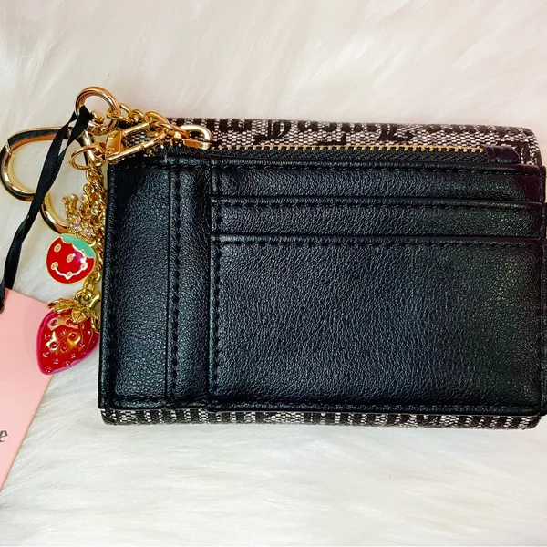New Juicy Couture Black Beige/Liquorice Freshly Picked Camera Bag and Wallet Set - Image 10