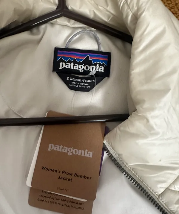 Patagonia Prow Bomber Jacket Women’s - Image 5
