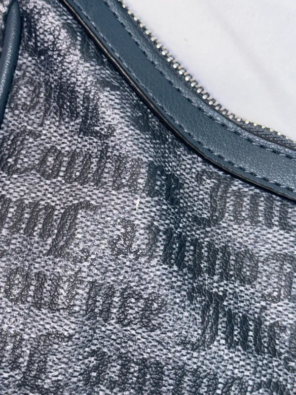 Juicy Couture Shoulder Bag - Image 2
