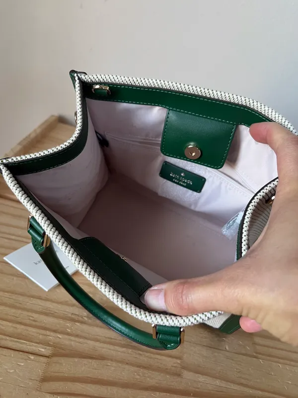 Kate Spade Purse - Image 10