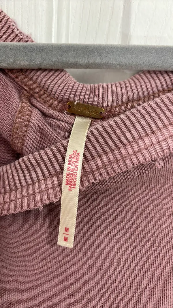 Bow Crew Sweatshirt - Image 3