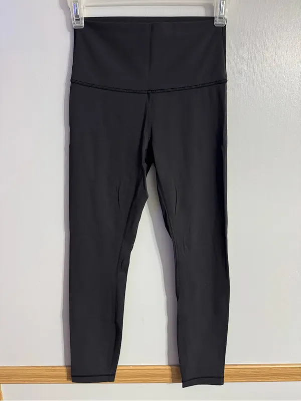 lululemon athletica Black High Waist Workout Leggings Size 4 - Image 8
