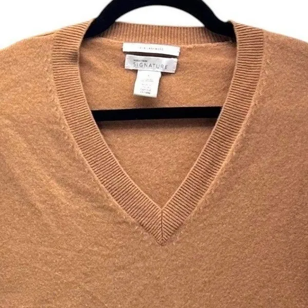 Womens Cashmere‎ Sweater Small Baselayer Soft Warm Cozy Neutral Capsule Simple - Image 3