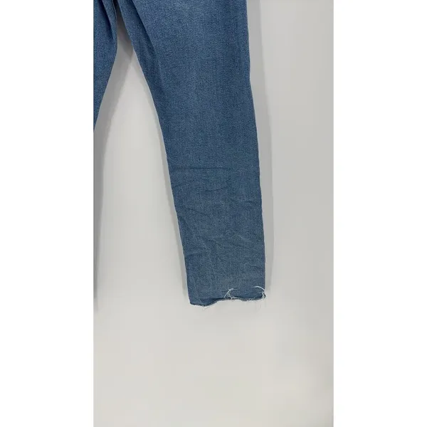 Levi’s wedgie straight raw hem distressed stretch jeans size 32 light wash - Image 7