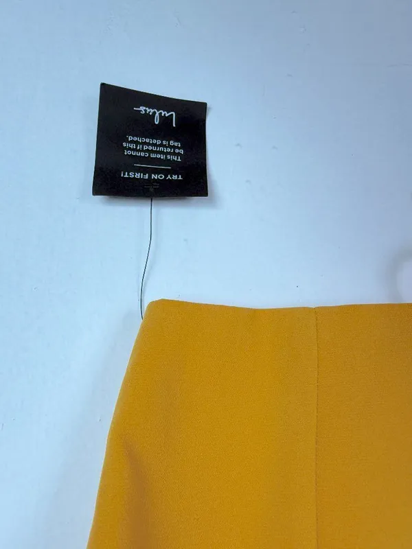 NWT Lulus Mustard Yellow Lace Up Back Crop Top Size XL NEW - Image 3