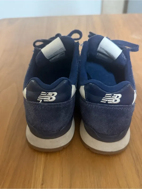 New Balance Women’s 696 Sneakers - Image 3