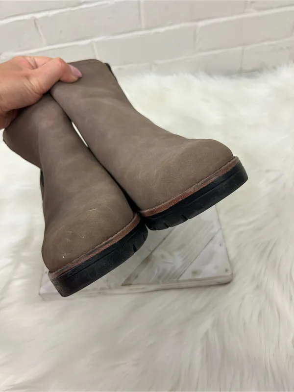 Naturalizer Madalynn Gore Water Repellent Bootie Size 9.5 - Image 5
