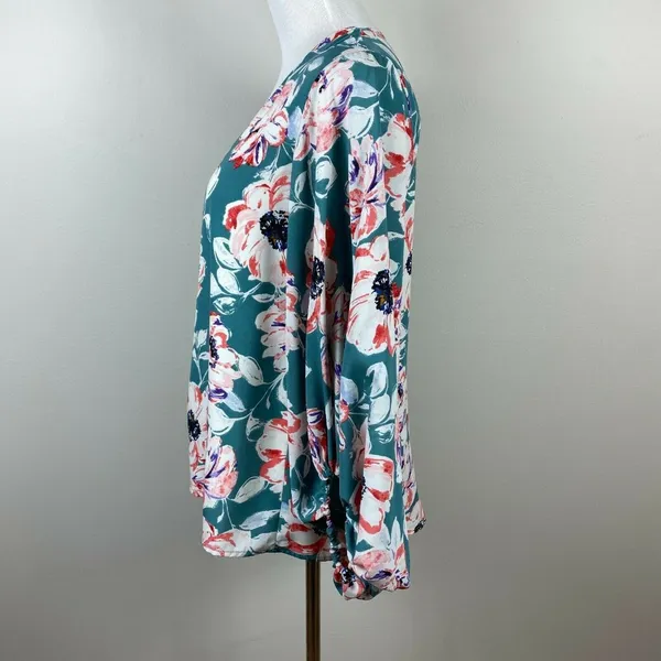 Vici Blouse Top S Green‎ Floral Balloon Sleeve V-Neck High Low Feminine - Image 6