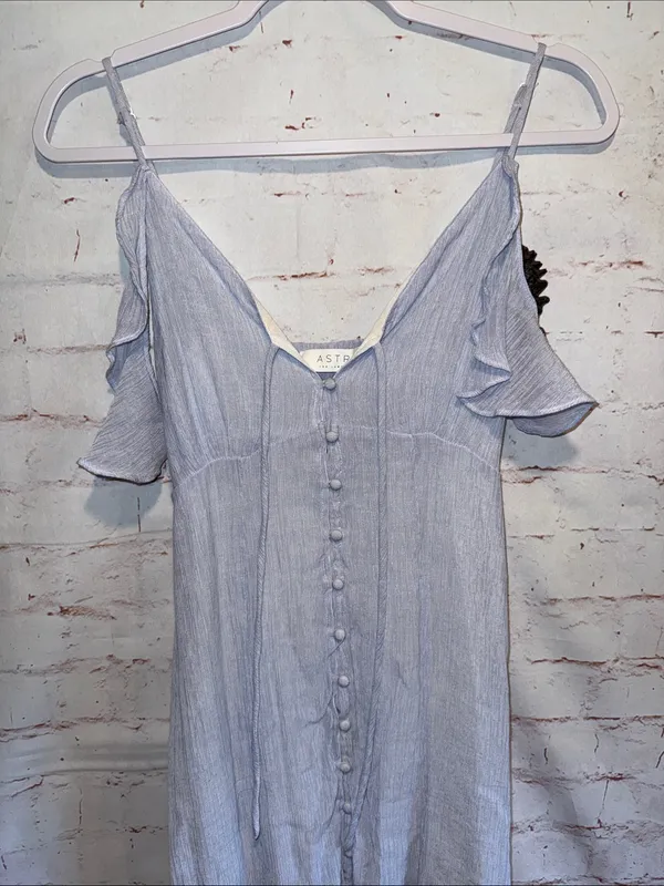 Astr the Lable Light Blue High-Low Maxi Dress with Ruffle Straps button down S - Image 2