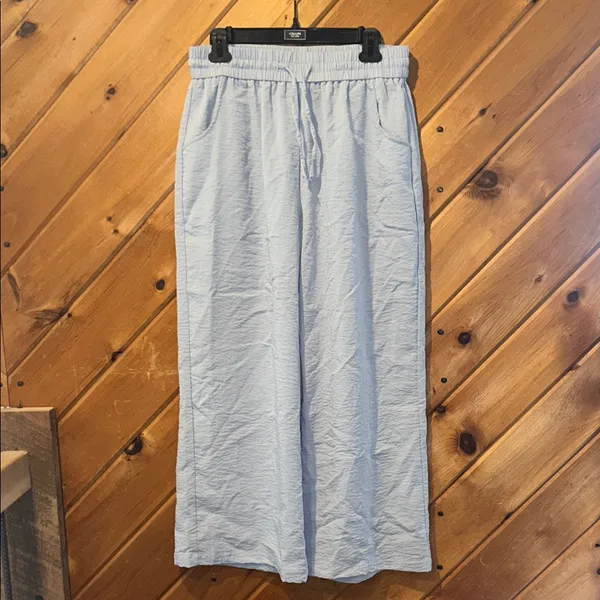 Ultra wide leg light blue flowy pull on pants Size L - Image 2