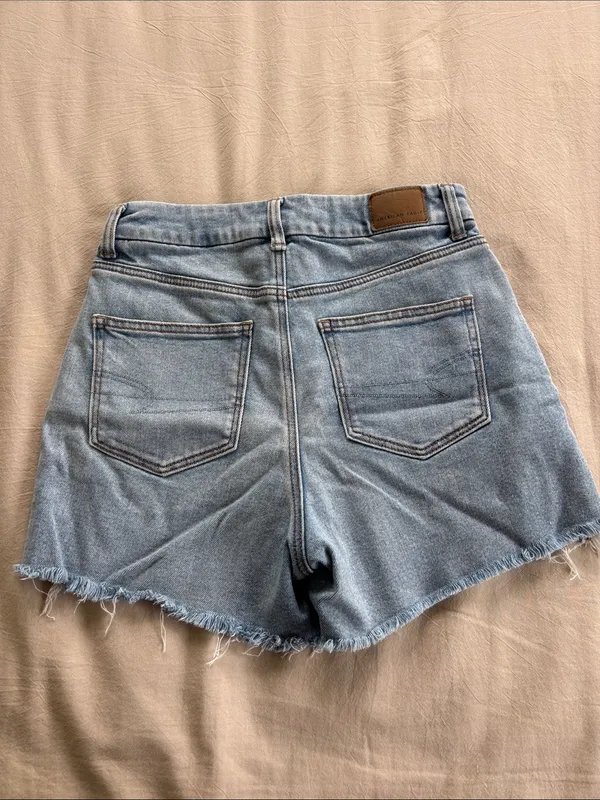 American Eagle Curvy Mom Shorts - Image 2