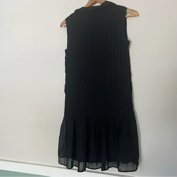 NWT pleated sleeveless shirt dress collared button down black size small - Image 3