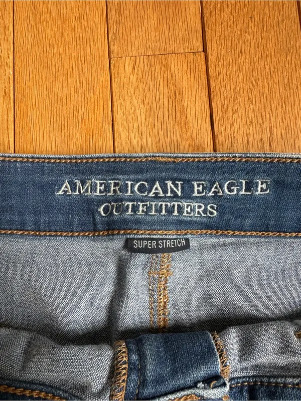 American Eagle Hi Rise Shortie Distressed Stretch Womens Jean Denim 14 Blue - Image 2