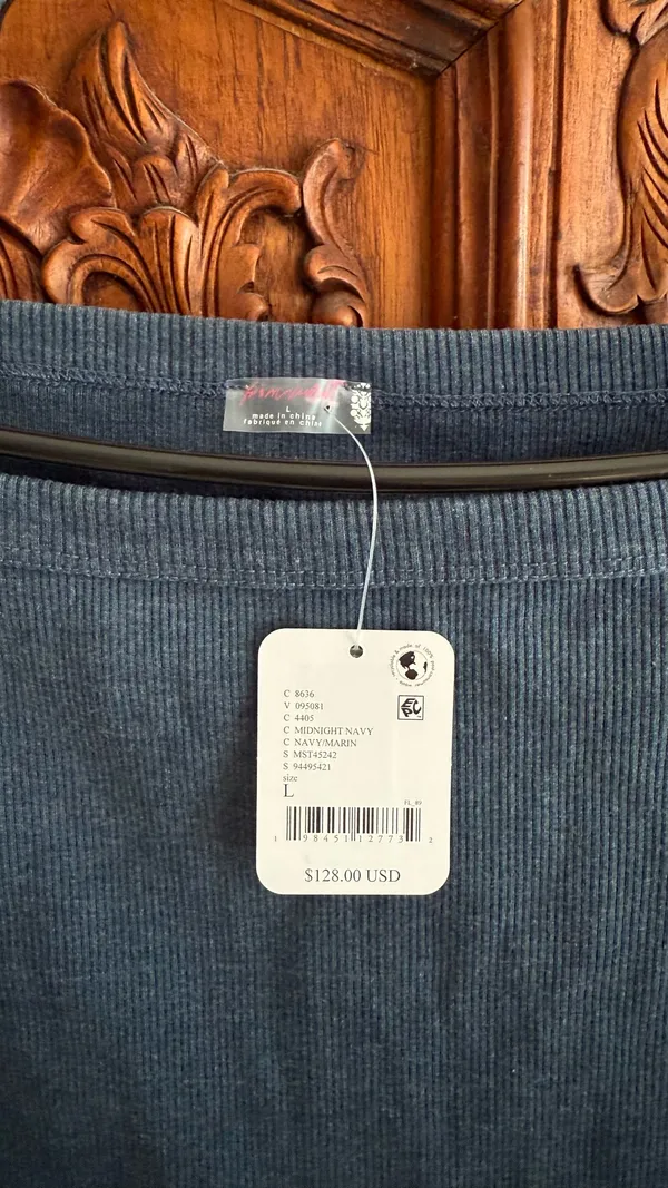 Dark blue Free People movement top - Image 3