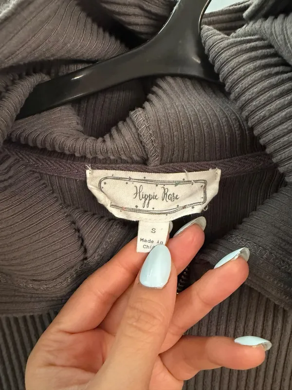Hippie Rose‎ Juniors' Ribbed Cropped Zip-Up Hoodie, Size S - Image 3