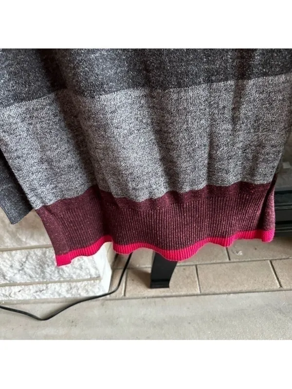 GAP turtleneck sweater gray pink snap neckline - Image 6