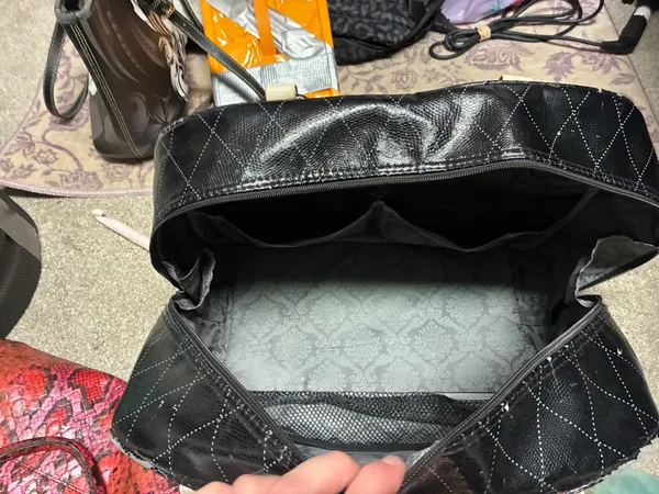Mary kay bag Black - Image 3