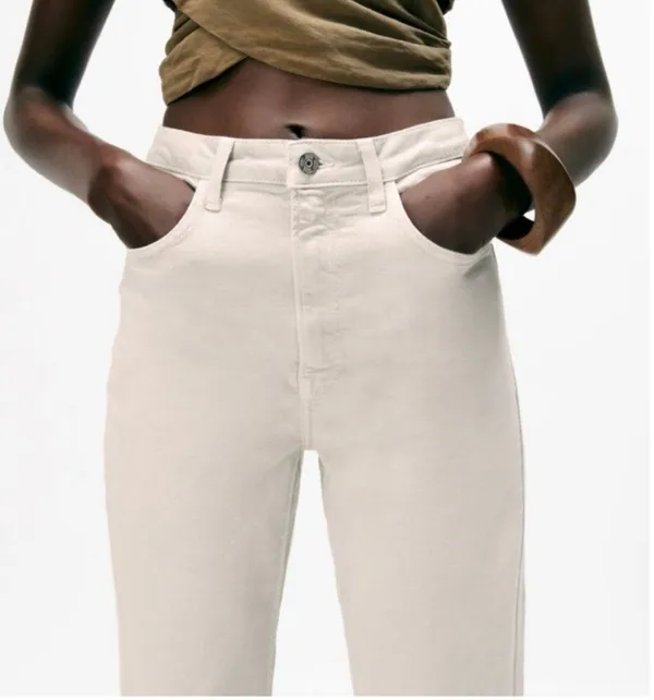 Flared High Rise Jeans - Image 4