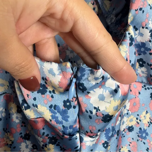 NWT Altar'd State Blue Floral Dress Silky Feel Flutter Sleeves Medium Romantic‎ - Image 9