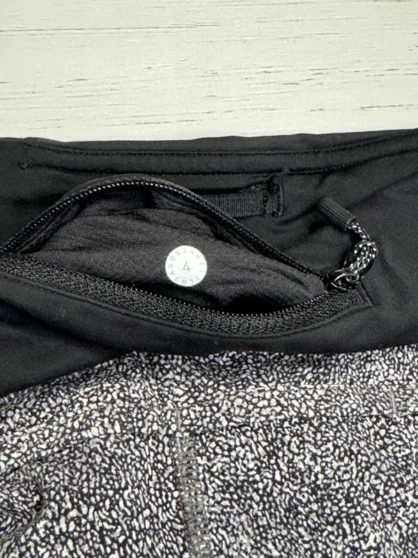 Lululemon Run Times Women’s Shorts 4” Sea Spray Alpine White Dark Chrome Size 4 - Image 7