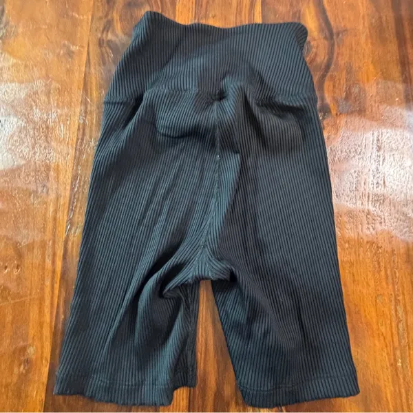 Year of Ours Ribbed V-Waist Biker Shorts Black XS High Rise Activewear USA - Image 2