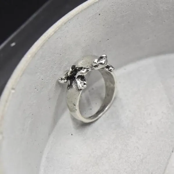 Silver Frog Ring - Image 3