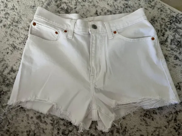 Levi's White Jean Shorts - Image 2