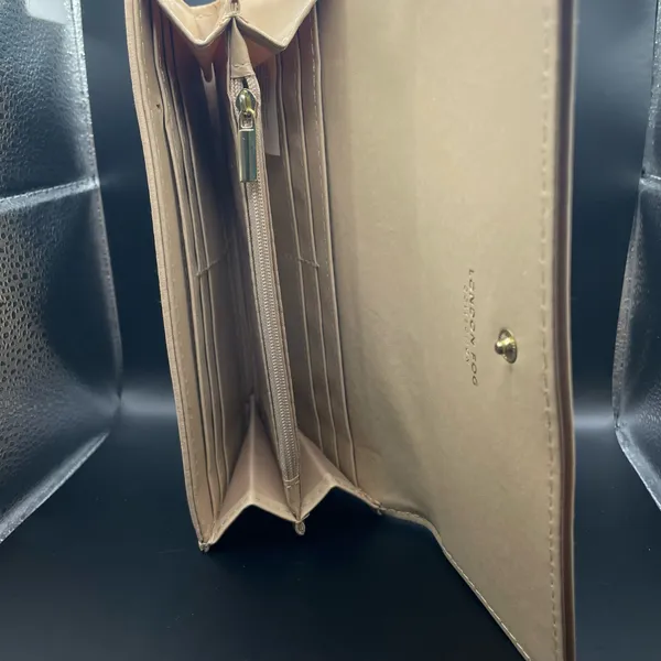 London Fog Wallet - Image 6
