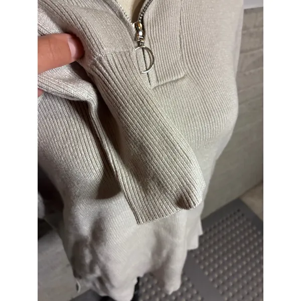 Amazon Light Grey Ribbed Quarter Zip Sweater Ring Pull Small - Image 2