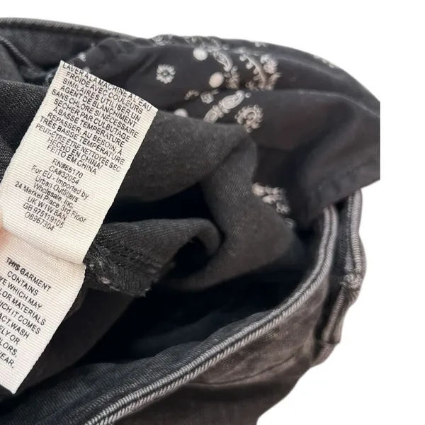 Free‎ People We The Free Crvy Bermuda Shorts Exposed Button Fly Faded Black 34 - Image 11