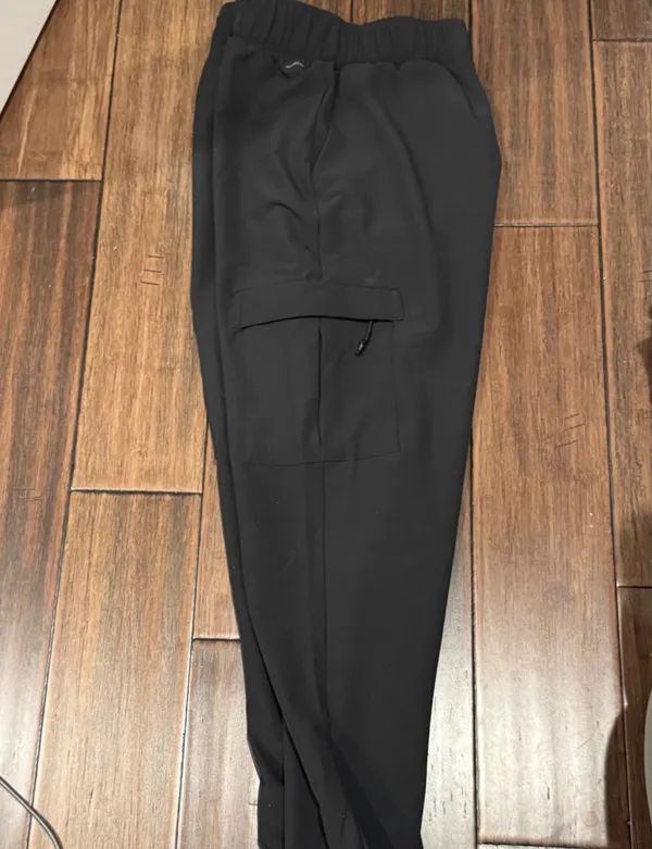 Mondetta Black Stretch Cargo Commuter Pant - Image 3