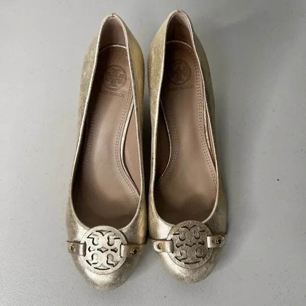 Tory Burch Metallic Leather Wedge Size 8 - Image 2