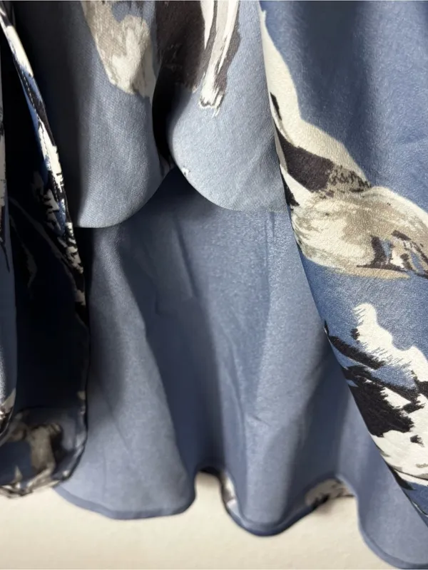 NWT Nordstrom Rack Blue Grey Abstract Floral Satin Maxi Skirt Size L - Image 6
