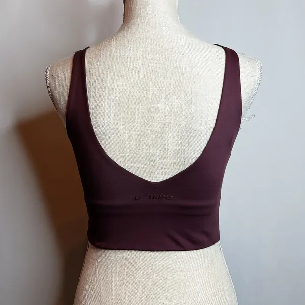 NWT NikeSkims V-Neck Bra Top - Image 5